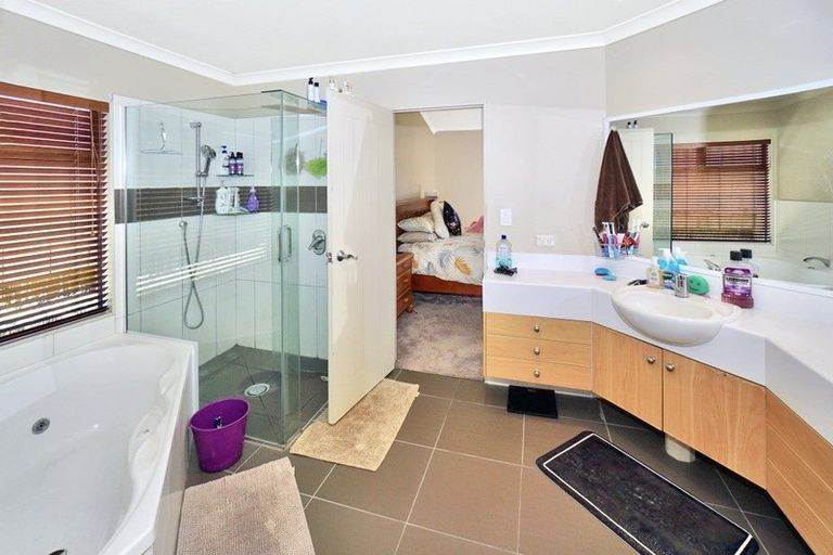 Photo of property in 17 Kopu Drive, Pyes Pa, Tauranga, 3112