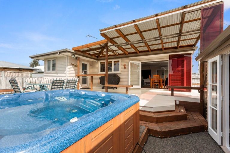 Photo of property in 401 Otumoetai Road, Otumoetai, Tauranga, 3110