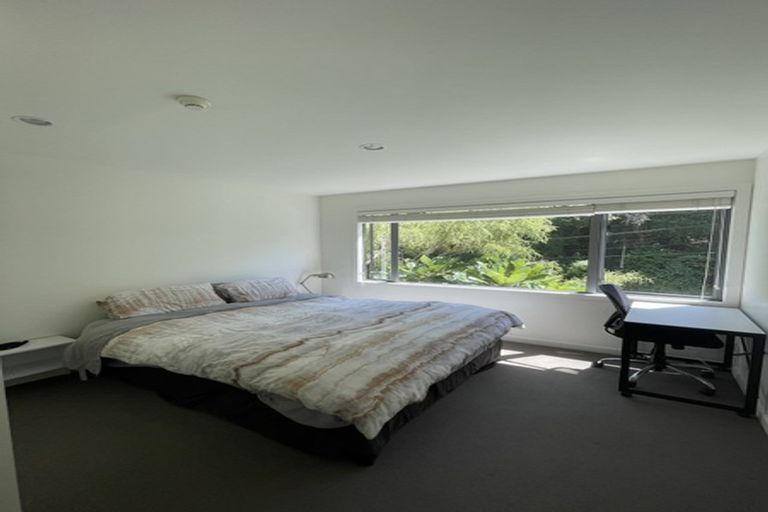 Photo of property in 35b Ngaio Road, Kelburn, Wellington, 6012