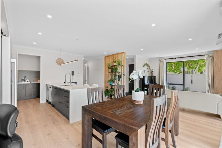 Photo of property in 52 Country Palms Drive, Halswell, Christchurch, 8025