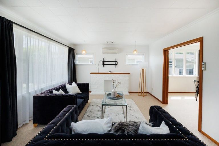 Photo of property in 7 Ruha Street, West End, Palmerston North, 4412