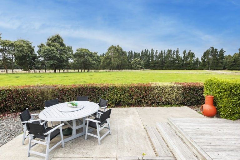 Photo of property in 572 Stonyflat Road, Loburn, Rangiora, 7472