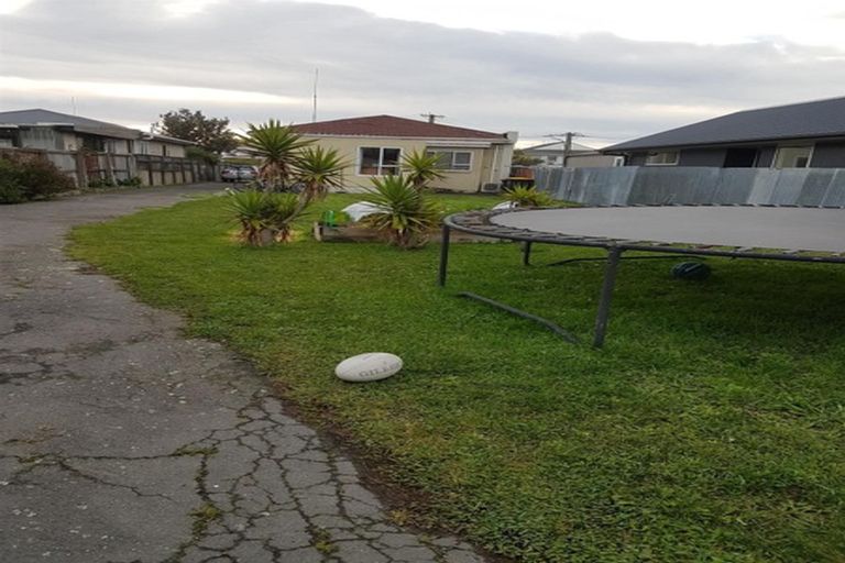 Photo of property in 13 Lonsdale Street, New Brighton, Christchurch, 8083