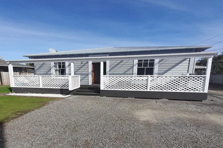 Photo of property in 13 Carlisle Street, Milson, Palmerston North, 4414