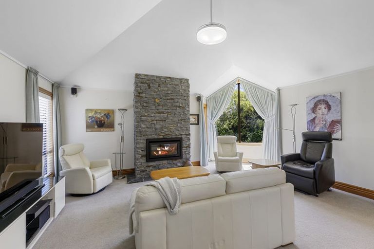 Photo of property in 3 Colin Grove, Hutt Central, Lower Hutt, 5010