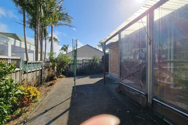 Photo of property in 8 Dunn Place, Farm Cove, Auckland, 2010