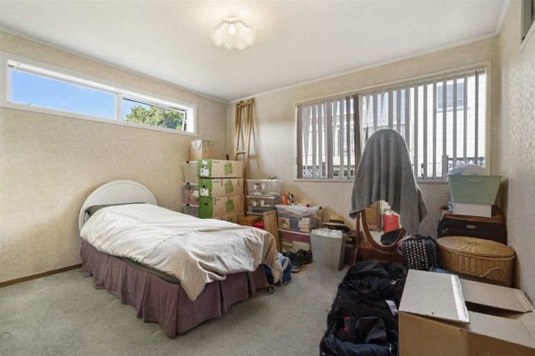 Photo of property in 309 Beach Haven Road, Birkdale, Auckland, 0626