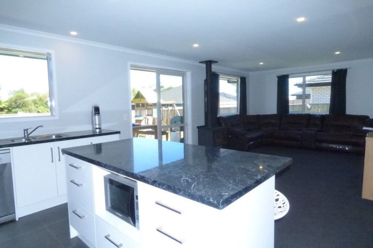 Photo of property in 13 Dreaver Drive, Waitara, 4320