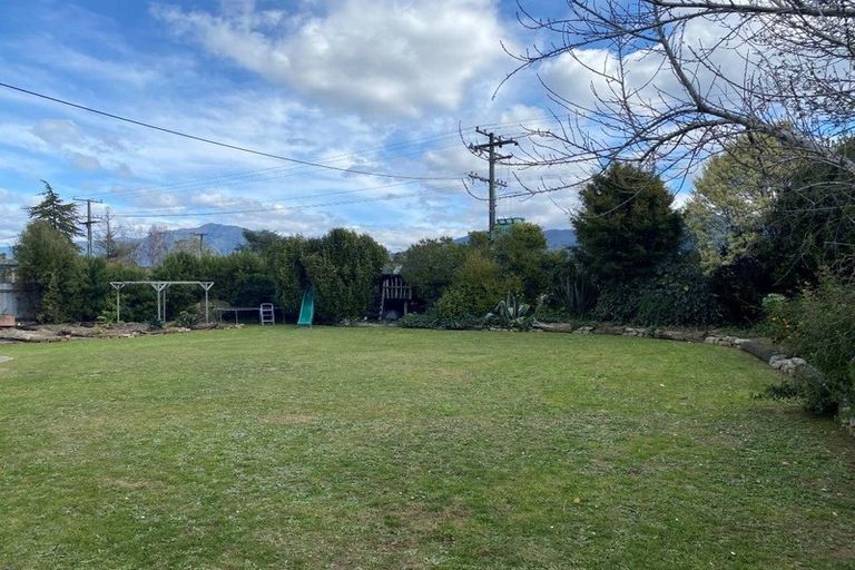 Photo of property in 176 Commercial Street, Takaka, 7110