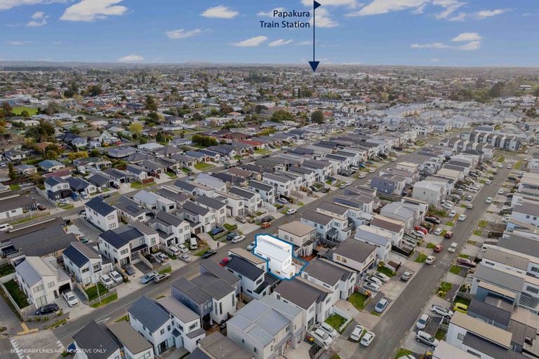 Photo of property in 102 Bellbird Street, Papakura, 2110