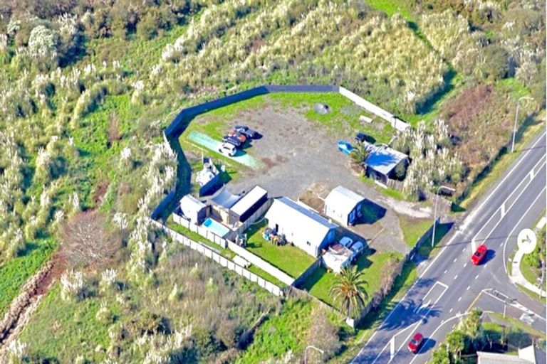 Photo of property in 391 Porchester Road, Randwick Park, Auckland, 2105