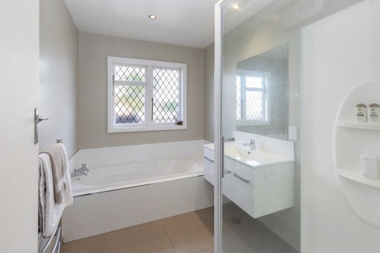 Photo of property in 12 Beechworth Avenue, Somerfield, Christchurch, 8024