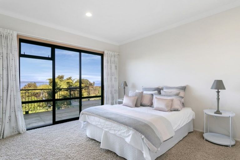 Photo of property in 3 Whakamoenga Point, Acacia Bay, Taupo, 3385