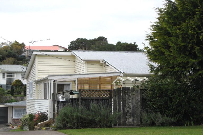 Photo of property in 19 Lorna Street, Lynmouth, New Plymouth, 4310