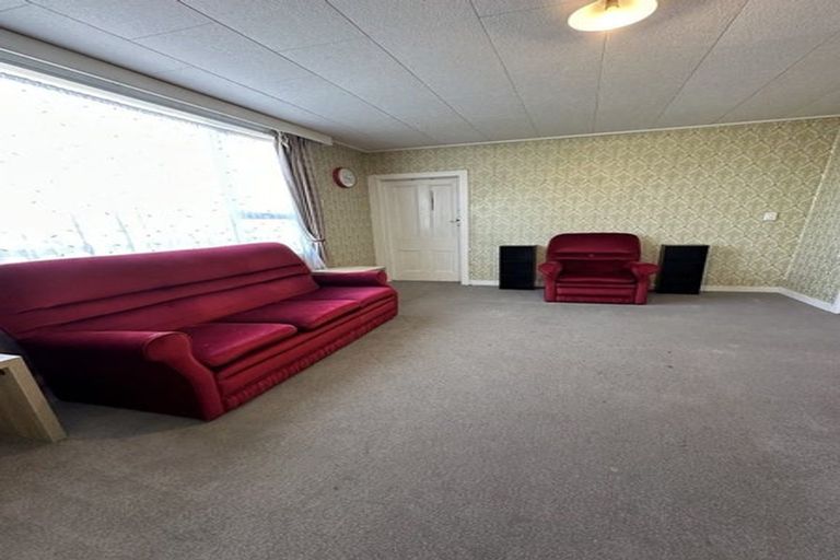 Photo of property in 398 South Road, Caversham, Dunedin, 9012