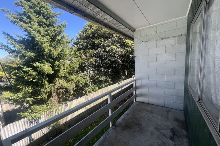 Photo of property in 8/1 Torrington Avenue, Frankton, Hamilton, 3204