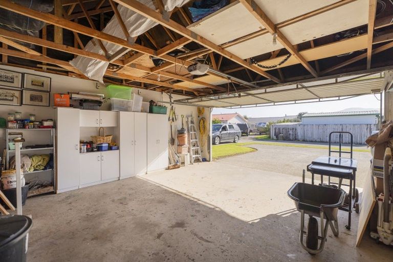 Photo of property in 50 Whitby Avenue, Whitianga, 3510