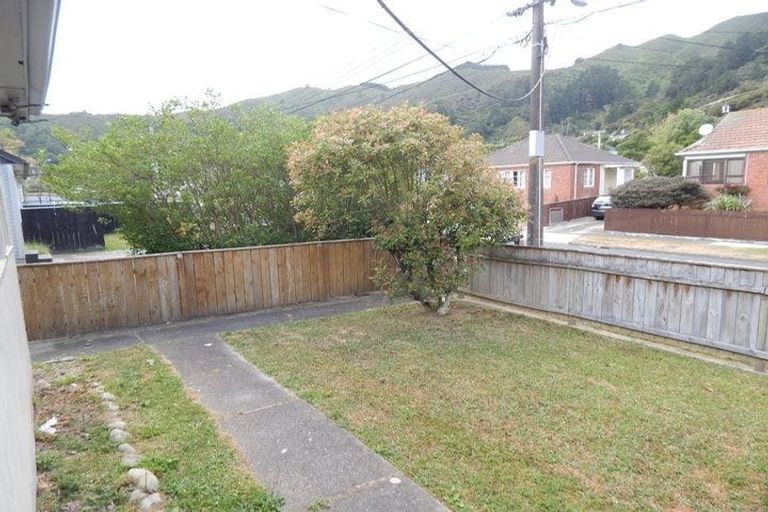 Photo of property in 16 Newcombe Street, Naenae, Lower Hutt, 5011
