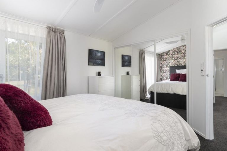 Photo of property in 18 Sutherland Road, Brookfield, Tauranga, 3110