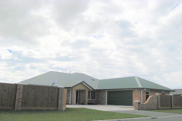 Photo of property in 11 Paget Drive, Woodend, 7610