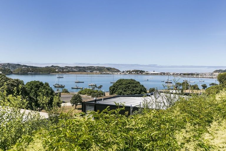 Photo of property in 380a Evans Bay Parade, Hataitai, Wellington, 6021