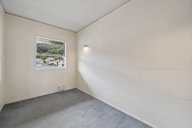 Photo of property in Melksham Towers, 702/131 Brougham Street, Mount Victoria, Wellington, 6011