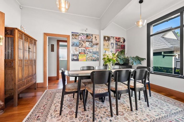 Photo of property in 1/24 Totara Crescent, Woburn, Lower Hutt, 5010