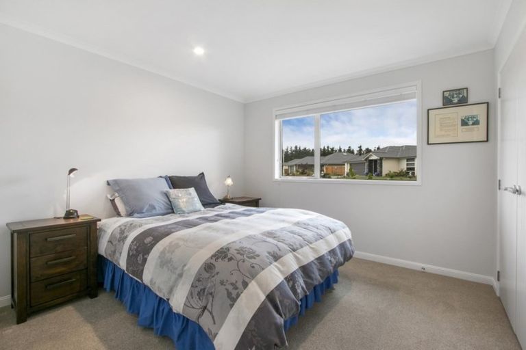 Photo of property in 10 Friis Drive, Katikati, 3178