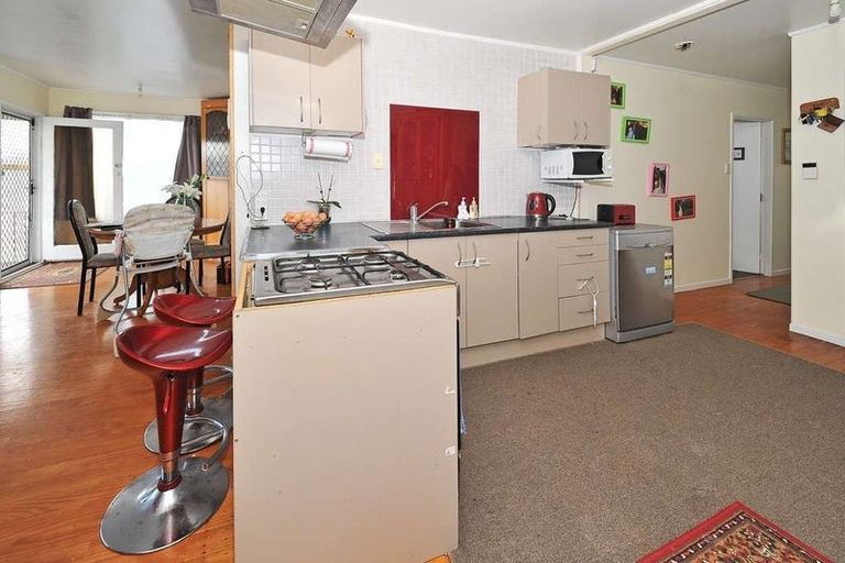Photo of property in 65 Wordsworth Road, Manurewa, Auckland, 2102