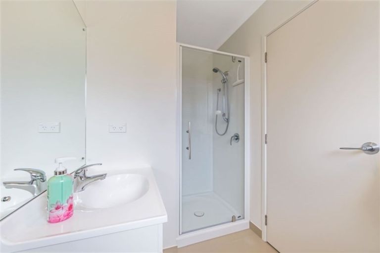 Photo of property in 21c Bonita Avenue, Stanmore Bay, Whangaparaoa, 0932