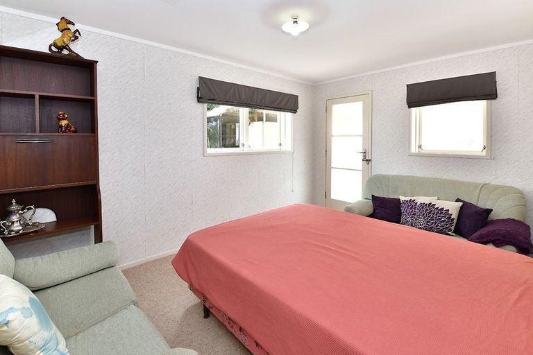 Photo of property in 64 Stanmore Bay Road, Stanmore Bay, Whangaparaoa, 0932