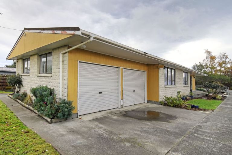 Photo of property in 28 Vivian Street, Solway, Masterton, 5810