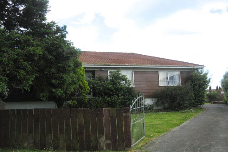 Photo of property in 15 Tamworth Close, Manurewa, Auckland, 2102