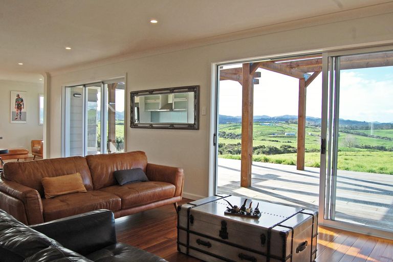 Photo of property in 599 Kaiwaka-mangawhai Road, Hakaru, Wellsford, 0975