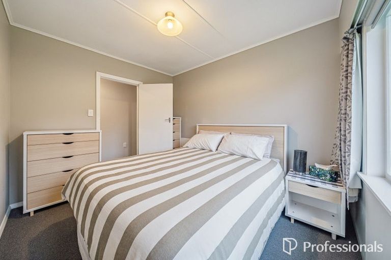 Photo of property in 2 Short Street, Wainuiomata, Lower Hutt, 5014