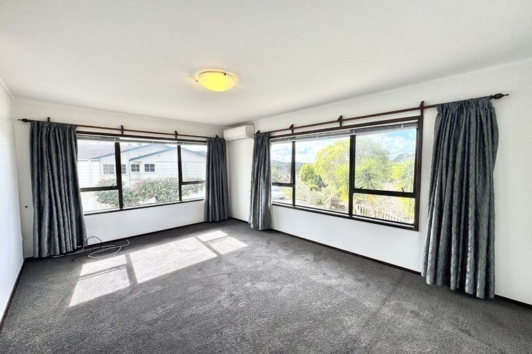 Photo of property in 60 Porritt Avenue, Chatswood, Auckland, 0626