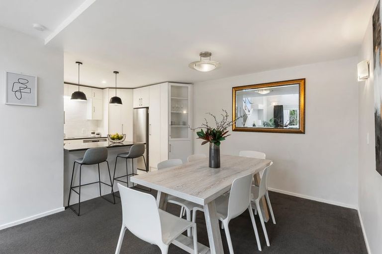Photo of property in 3 Springfield Terrace, Kelburn, Wellington, 6012