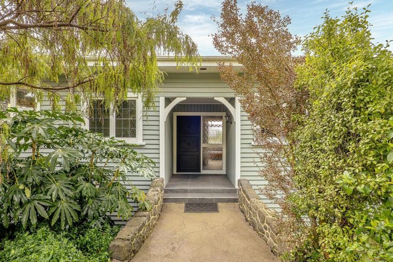 Photo of property in 7 Whareora Terrace, Cashmere, Christchurch, 8022