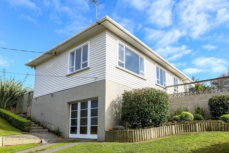 Photo of property in 41 Waimea Street, Westown, New Plymouth, 4310