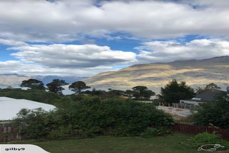 Photo of property in 16a Arawata Terrace, Fernhill, Queenstown, 9300