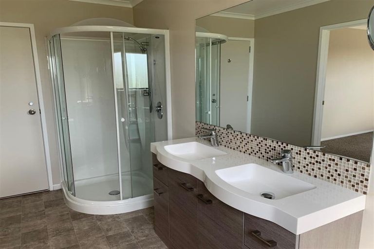 Photo of property in 576 Woodcocks Road, Kaipara Flats, Warkworth, 0981