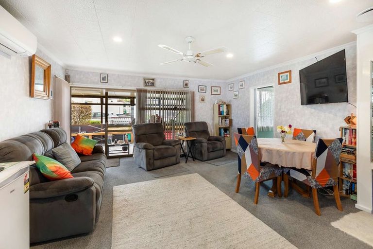 Photo of property in 7 Hunter Street, Dannevirke, 4930