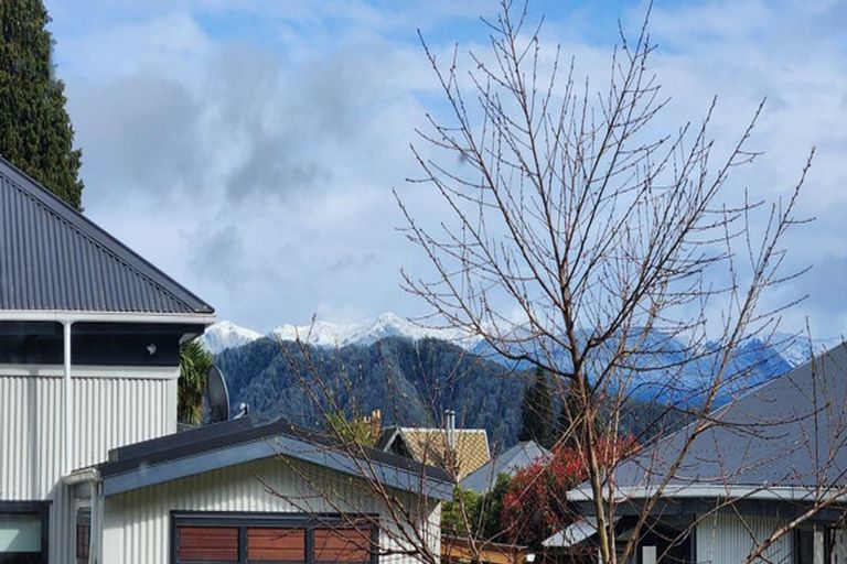 Photo of property in 4 Broadway, Reefton, 7830