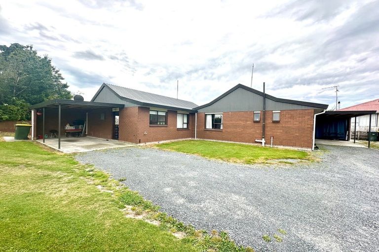 Photo of property in 170 Clyde Street, Balclutha, 9230