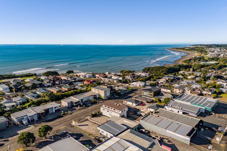 Photo of property in 138 Molesworth Street, New Plymouth, 4312