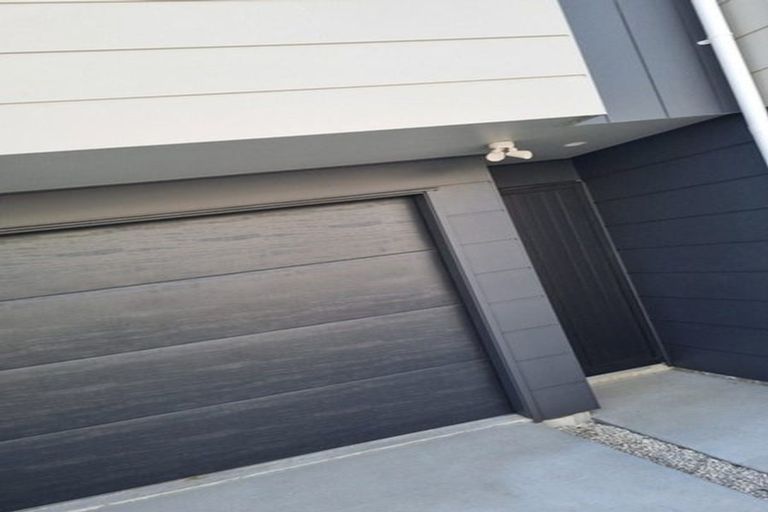 Photo of property in 63 Tima Lane, Mangere Bridge, Auckland, 2022