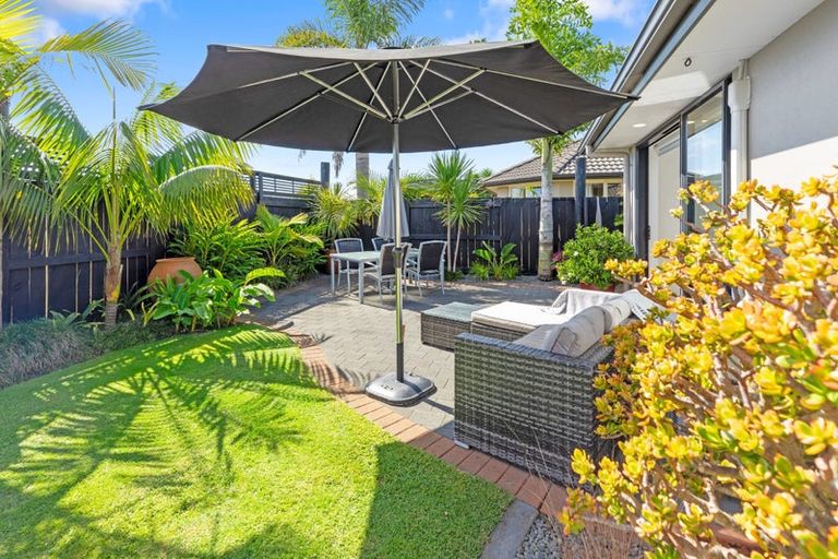 Photo of property in 19 Beachmere Place, Papamoa Beach, Papamoa, 3118