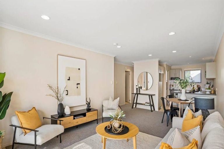 Photo of property in 11/8 Monte Cassino Place, Birkdale, Auckland, 0626