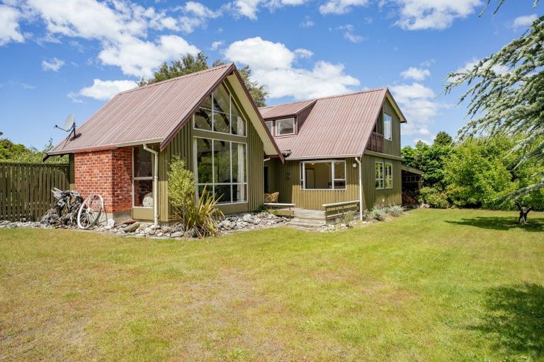 Photo of property in 197 Beacon Point Road, Wanaka, 9305