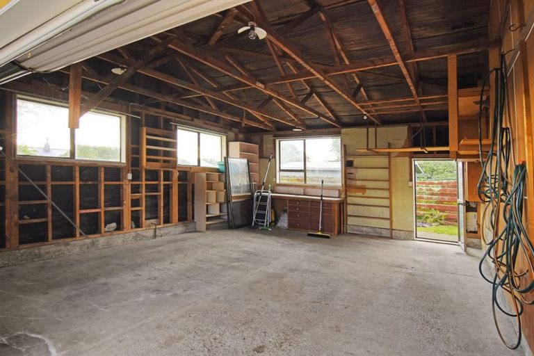 Photo of property in 28 Vivian Street, Solway, Masterton, 5810